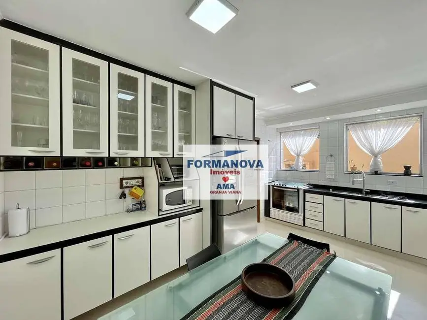 Foto 19 de Casa de Condomínio com 4 quartos à venda, 1082m2 em Carapicuiba - SP