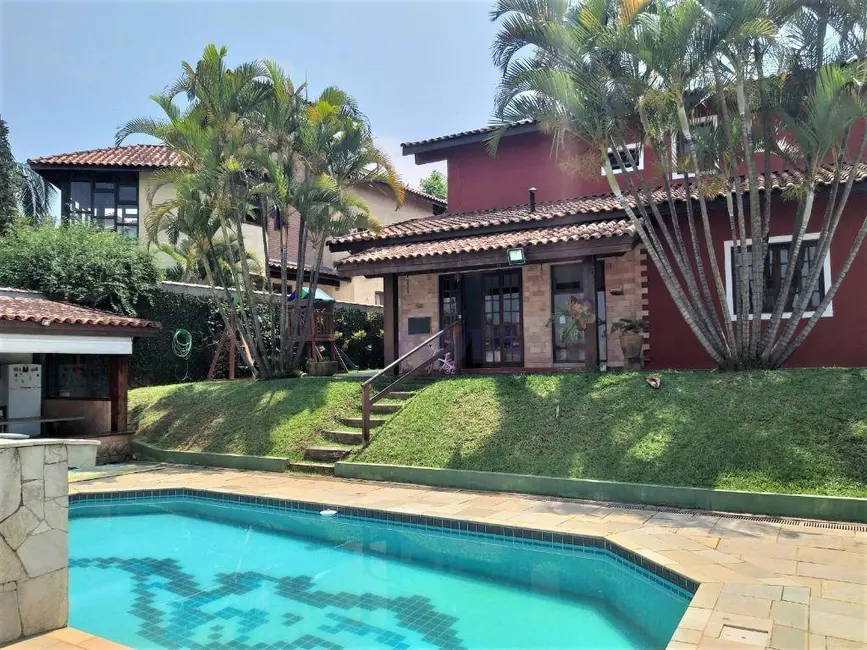 Casa de Condomínio com 3 quartos à venda, 720m2 em Jardim do Golf I, Jandira - SP - imagem 3 Foto 3 de Casa de Condomínio com 3 quartos à venda, 720m2 em Jardim do Golf I, Jandira - SP
