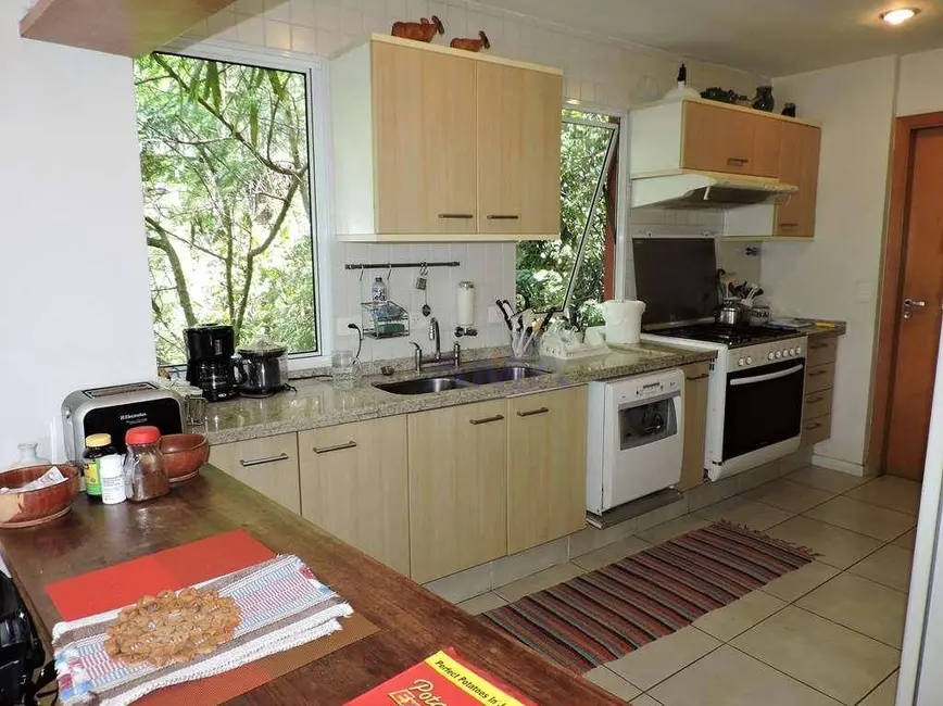 Casa de Condomínio com 3 quartos à venda, 744m2 em Granja Viana, Cotia - SP - imagem 9 Foto 9 de Casa de Condomínio com 3 quartos à venda, 744m2 em Granja Viana, Cotia - SP