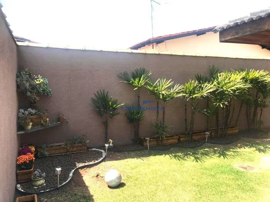 Foto 3 de Casa de Condomínio com 5 quartos à venda, 970m2 em Jardim do Golf I, Jandira - SP