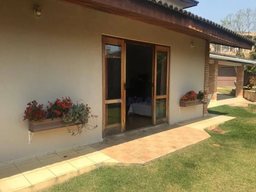 Foto 4 de Casa de Condomínio com 5 quartos à venda, 970m2 em Jardim do Golf I, Jandira - SP