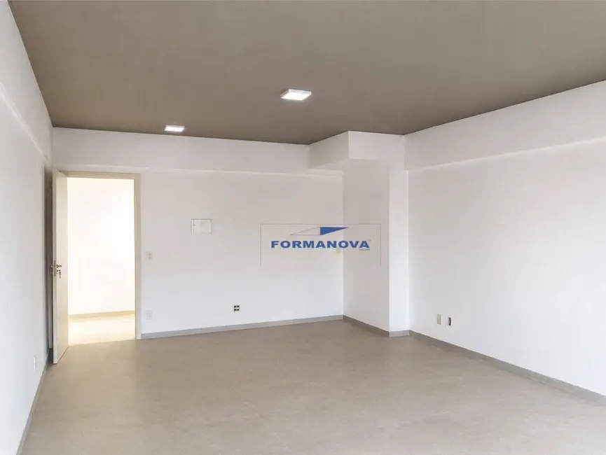 Foto 1 de Sala Comercial à venda, 34m2 em Paisagem Renoir, Cotia, SP