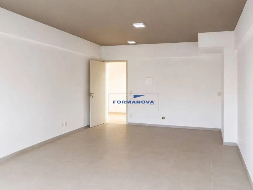 Foto 2 de Sala Comercial à venda, 34m2 em Paisagem Renoir, Cotia - SP