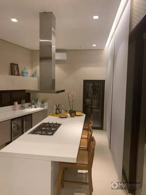 Casa de Condomínio com 4 quartos à venda, 920m2 em Jardins Atenas, Goiania - GO - imagem 7 Foto 7 de Casa de Condomínio com 4 quartos à venda, 920m2 em Jardins Atenas, Goiania - GO