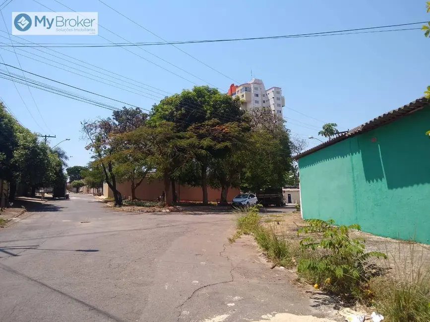 Foto 4 de Terreno / Lote à venda, 287m2 em Setor Leste Universitário, Goiania - GO