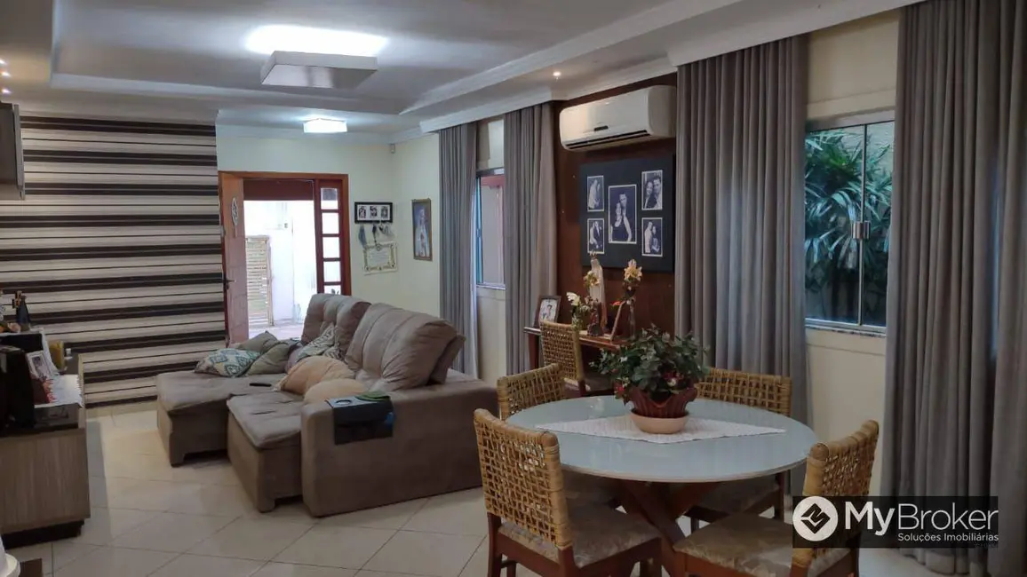 Foto 6 de Casa com 3 quartos à venda, 300m2 em Residencial Canadá, Goiania - GO