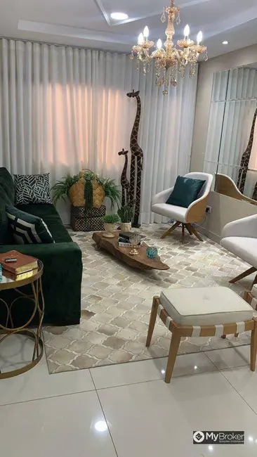 Foto 7 de Sobrado com 4 quartos à venda, 487m2 em Jardins Madri, Goiania - GO