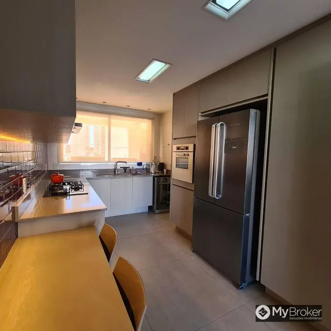 Apartamento com 4 quartos à venda, 242m2 em Jardim Goiás, Goiania - GO - imagem 5 Foto 5 de Apartamento com 4 quartos à venda, 242m2 em Jardim Goiás, Goiania - GO