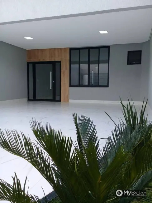 Foto 1 de Casa com 3 quartos à venda, 210m2 em Parque Amazônia, Goiania - GO