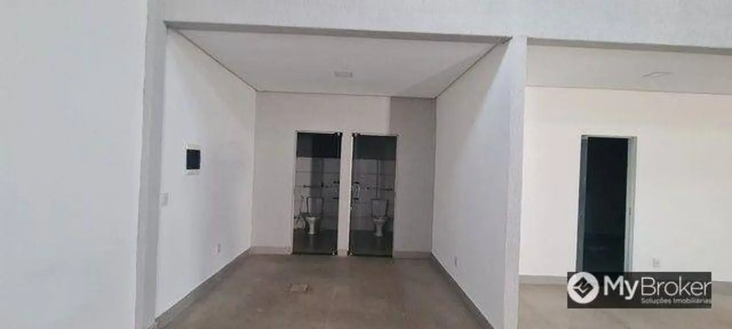 Armazém / Galpão à venda, 300m2 em Senador Canedo - GO - imagem 9 Foto 9 de Armazém / Galpão à venda, 300m2 em Senador Canedo - GO