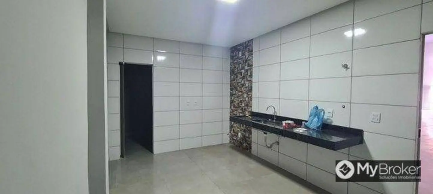 Armazém / Galpão à venda, 300m2 em Senador Canedo - GO - imagem 8 Foto 8 de Armazém / Galpão à venda, 300m2 em Senador Canedo - GO