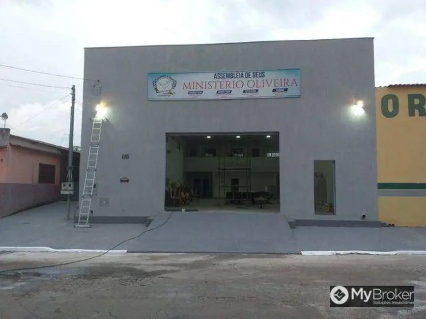 Foto 1 de Armazém / Galpão à venda, 300m2 em Senador Canedo - GO