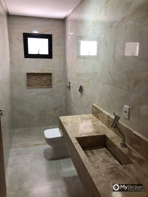 Foto 9 de Casa com 3 quartos à venda, 434m2 em Goiania - GO