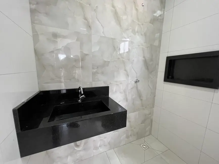 Foto 4 de Sobrado com 3 quartos à venda, 130m2 em Residencial Vale do Araguaia, Goiania - GO