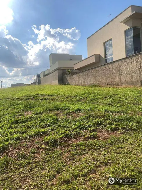 Terreno / Lote à venda, 360m2 em Residencial Marília, Senador Canedo - GO - imagem 8 Foto 8 de Terreno / Lote à venda, 360m2 em Residencial Marília, Senador Canedo - GO
