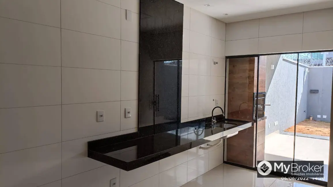 Foto 6 de Casa com 3 quartos à venda, 150m2 em Parque das Paineiras (1,2,3 e 4 Etapa), Goiania - GO