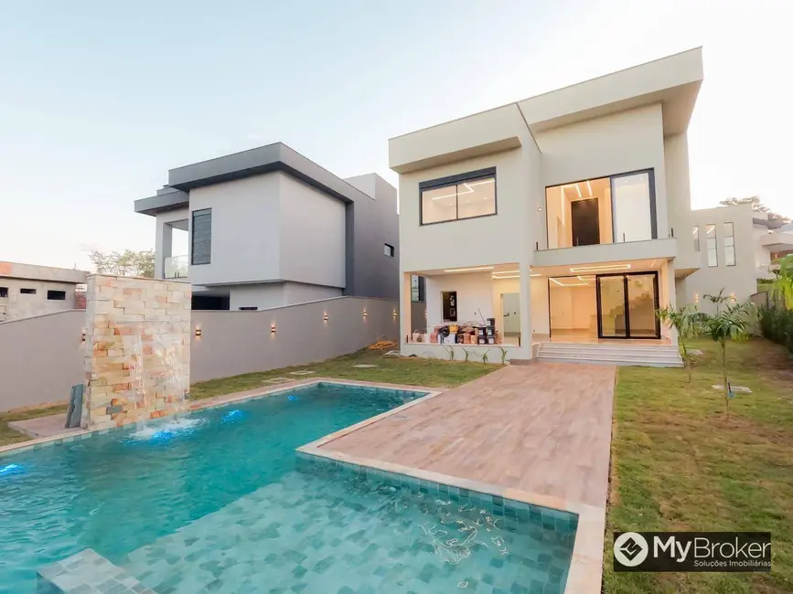 Foto 7 de Sobrado com 4 quartos à venda, 560m2 em Condomínio do Lago, Goiania - GO