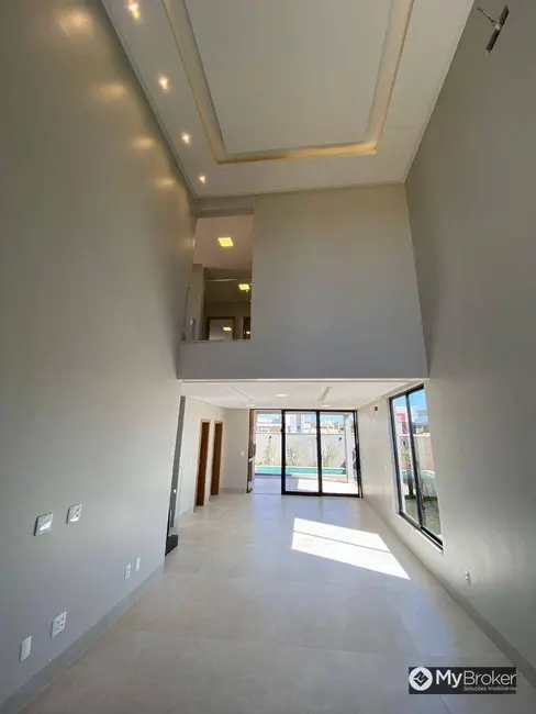 Sobrado com 3 quartos à venda, 302m2 em Senador Canedo - GO - imagem 7 Foto 7 de Sobrado com 3 quartos à venda, 302m2 em Senador Canedo - GO