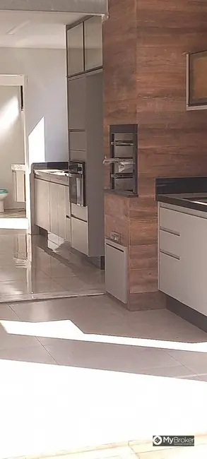 Casa de Condomínio com 4 quartos à venda, 406m2 em Residencial Goiânia Golfe Clube, Goiania - GO - imagem 9 Foto 9 de Casa de Condomínio com 4 quartos à venda, 406m2 em Residencial Goiânia Golfe Clube, Goiania - GO