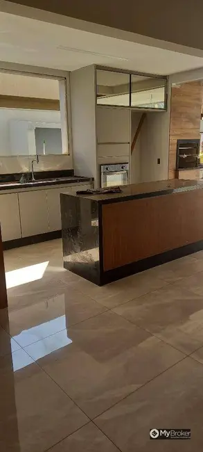 Casa de Condomínio com 4 quartos à venda, 406m2 em Residencial Goiânia Golfe Clube, Goiania - GO - imagem 4 Foto 4 de Casa de Condomínio com 4 quartos à venda, 406m2 em Residencial Goiânia Golfe Clube, Goiania - GO