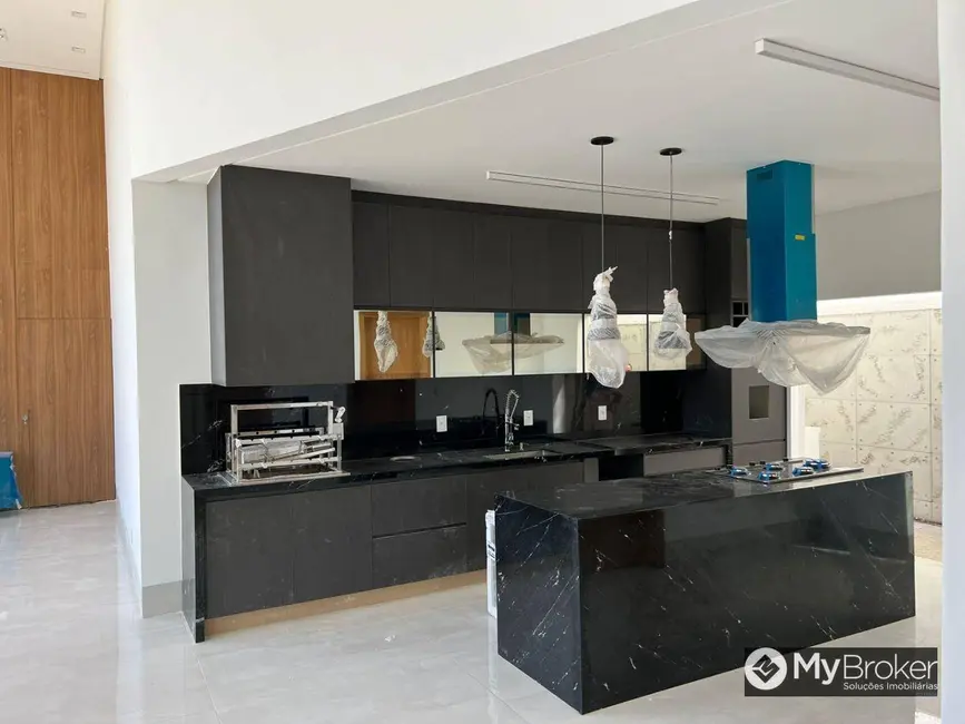 Foto 4 de Casa de Condomínio com 4 quartos à venda, 662m2 em Condomínio do Lago, Goiania - GO