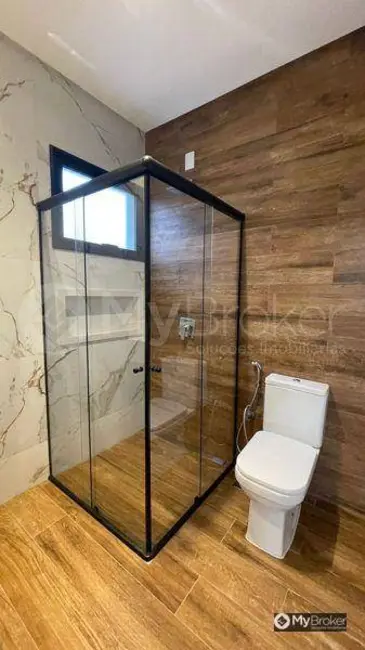 Foto 9 de Sobrado com 4 quartos à venda, 323m2 em Jardins Verona, Goiania - GO