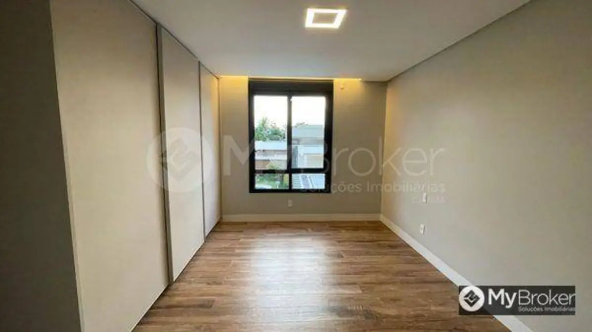 Foto 8 de Sobrado com 4 quartos à venda, 323m2 em Jardins Verona, Goiania - GO