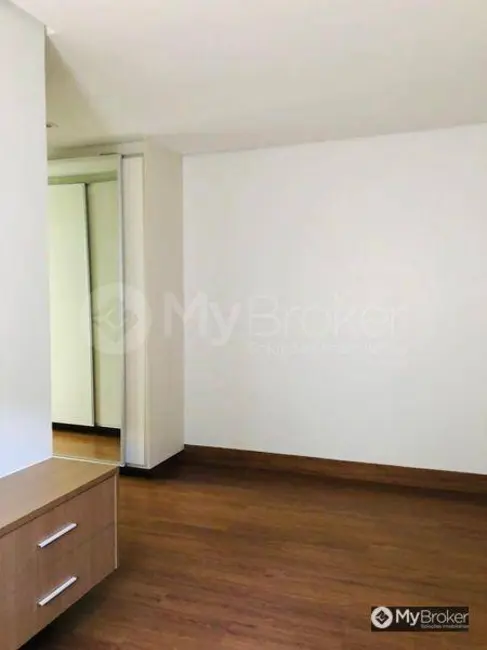 Foto 2 de Casa de Condomínio com 3 quartos à venda, 710m2 em Jardins Paris, Goiania - GO
