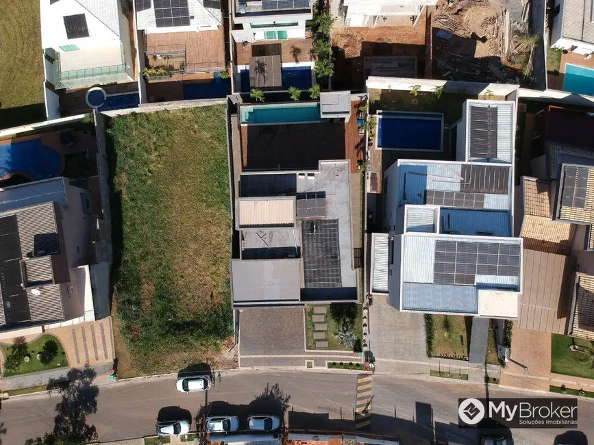 Sobrado com 3 quartos à venda, 570m2 em Residencial Parque Mendanha, Goiania - GO - imagem 9 Foto 9 de Sobrado com 3 quartos à venda, 570m2 em Residencial Parque Mendanha, Goiania - GO