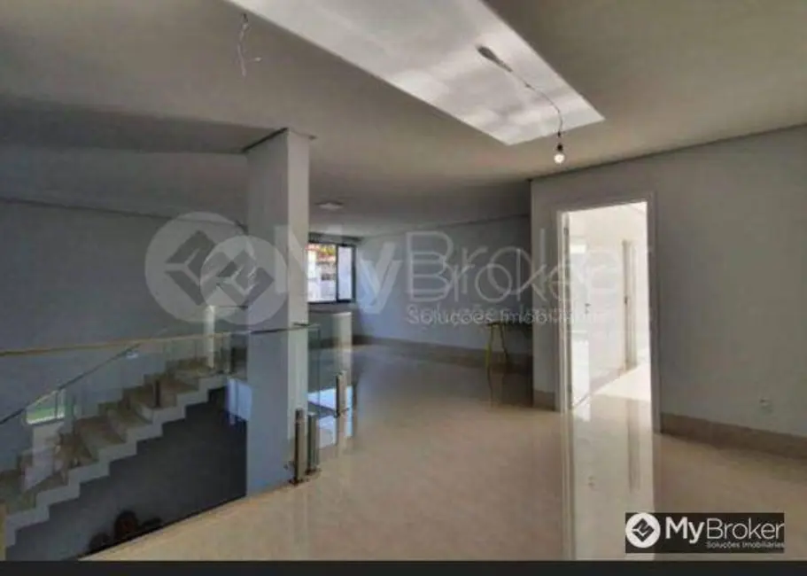 Sobrado com 4 quartos à venda, 680m2 em Jardins Milão, Goiania - GO - imagem 8 Foto 8 de Sobrado com 4 quartos à venda, 680m2 em Jardins Milão, Goiania - GO