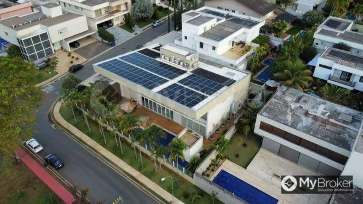 Foto 3 de Sobrado com 5 quartos à venda, 850m2 em Jardins Milão, Goiania - GO