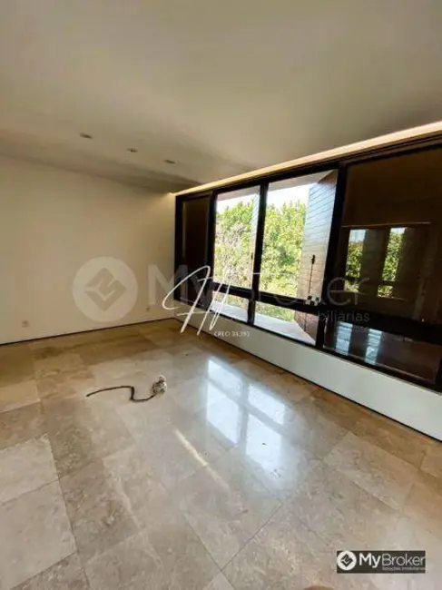 Foto 9 de Sobrado com 4 quartos à venda, 888m2 em Jardins Paris, Goiania - GO