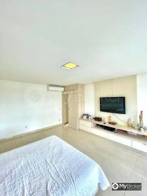 Foto 6 de Sobrado com 4 quartos à venda, 546m2 em Alphaville Flamboyant Residencial Araguaia, Goiania - GO