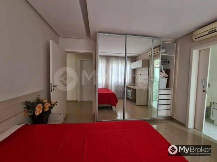 Foto 4 de Sobrado com 5 quartos à venda, 525m2 em Alphaville Flamboyant Residencial Araguaia, Goiania - GO