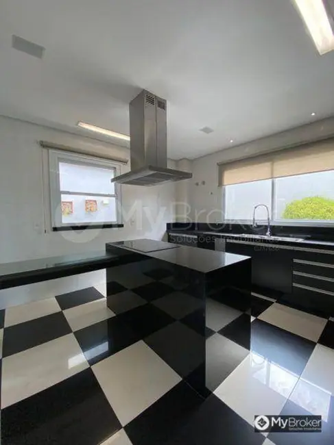 Foto 9 de Sobrado com 4 quartos à venda, 518m2 em Alphaville Flamboyant Residencial Araguaia, Goiania - GO