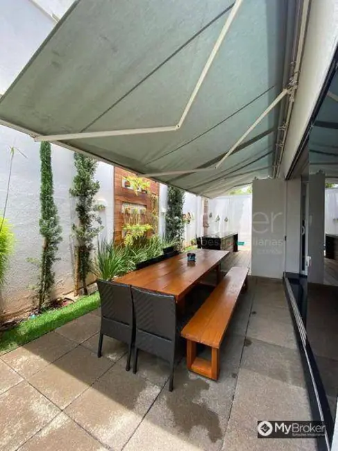 Sobrado com 4 quartos à venda, 518m2 em Alphaville Flamboyant Residencial Araguaia, Goiania - GO - imagem 9 Foto 9 de Sobrado com 4 quartos à venda, 518m2 em Alphaville Flamboyant Residencial Araguaia, Goiania - GO