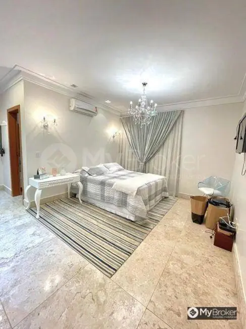 Foto 8 de Sobrado com 4 quartos à venda, 500m2 em Alphaville Flamboyant Residencial Araguaia, Goiania - GO