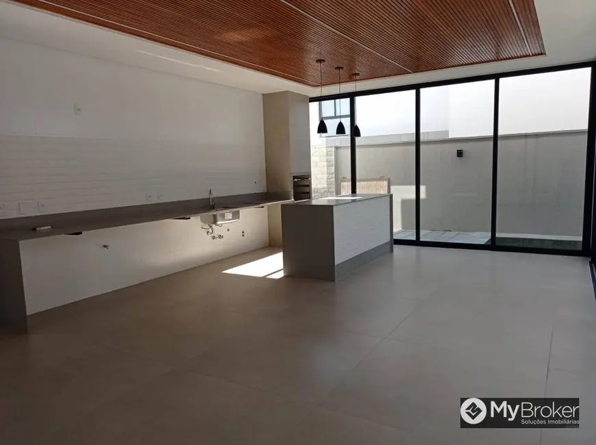 Foto 2 de Casa com 4 quartos à venda, 426m2 em Goiania - GO