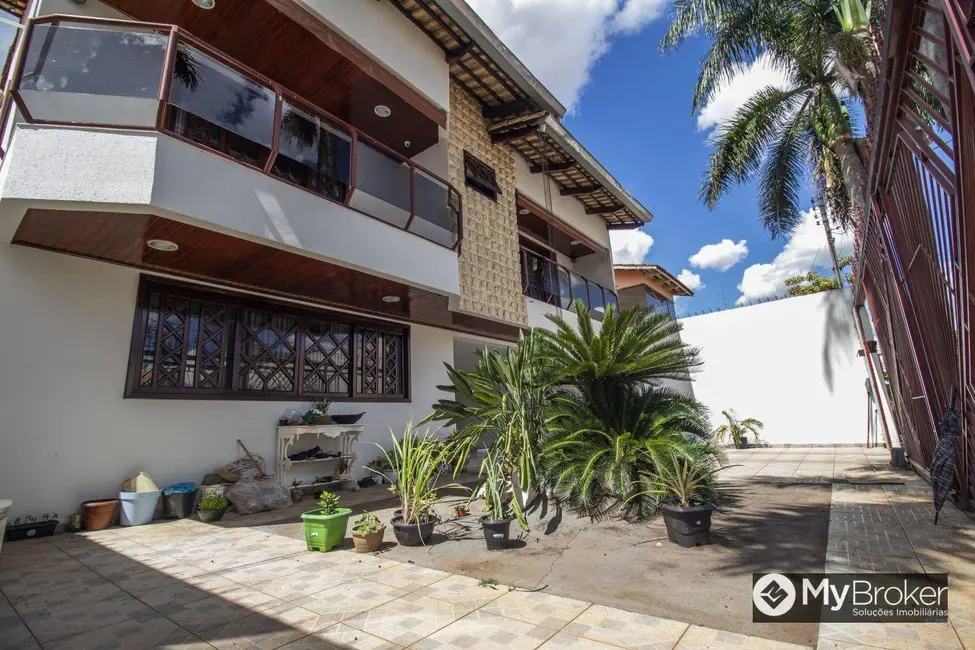 Foto 8 de Sobrado com 4 quartos à venda, 395m2 em Goiania - GO