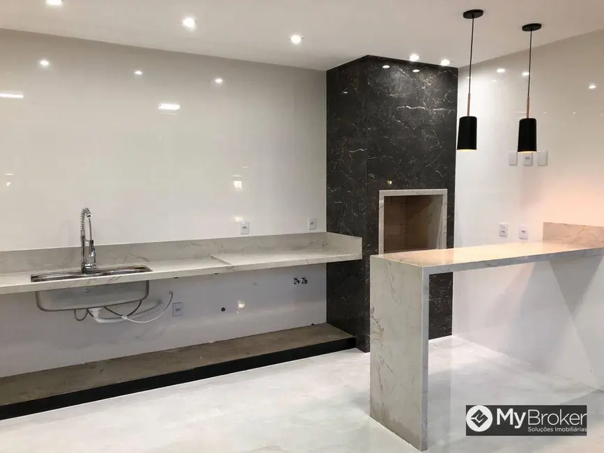 Casa de Condomínio com 4 quartos à venda, 406m2 em Residencial Goiânia Golfe Clube, Goiania - GO - imagem 3 Foto 3 de Casa de Condomínio com 4 quartos à venda, 406m2 em Residencial Goiânia Golfe Clube, Goiania - GO