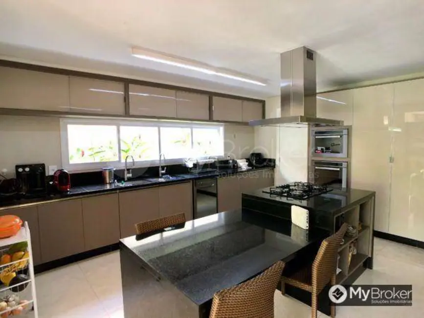 Foto 8 de Sobrado com 4 quartos à venda, 584m2 em Alphaville Flamboyant Residencial Araguaia, Goiania - GO