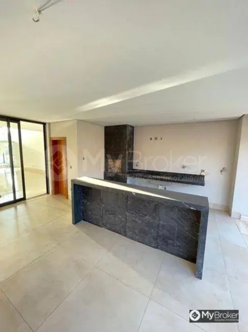 Sobrado com 4 quartos à venda, 661m2 em Residencial Alphaville Flamboyant, Goiania - GO - imagem 6 Foto 6 de Sobrado com 4 quartos à venda, 661m2 em Residencial Alphaville Flamboyant, Goiania - GO