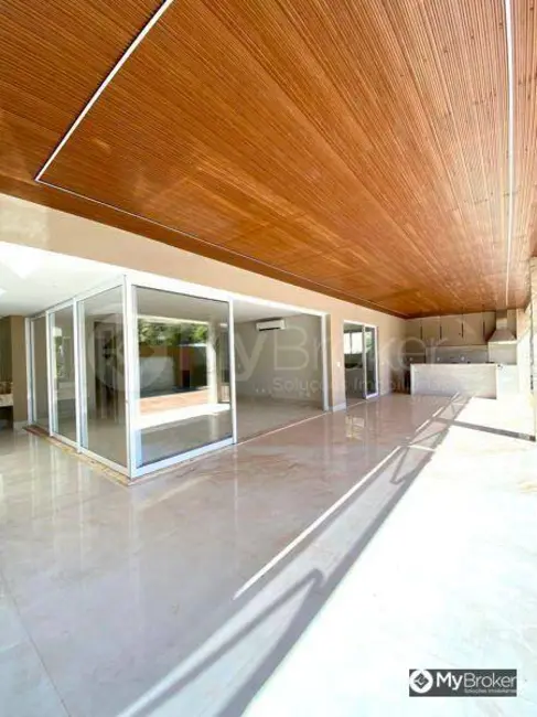 Foto 6 de Sobrado com 5 quartos à venda, 667m2 em Residencial Alphaville Flamboyant, Goiania - GO