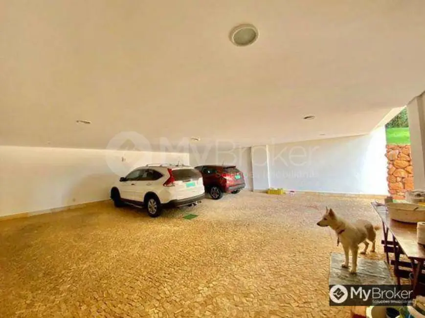 Sobrado com 6 quartos à venda, 1739m2 em Residencial Aldeia do Vale, Goiania - GO - imagem 5 Foto 5 de Sobrado com 6 quartos à venda, 1739m2 em Residencial Aldeia do Vale, Goiania - GO