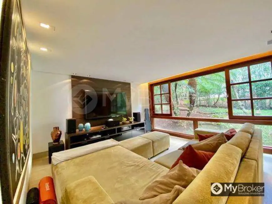 Sobrado com 6 quartos à venda, 1739m2 em Residencial Aldeia do Vale, Goiania - GO - imagem 9 Foto 9 de Sobrado com 6 quartos à venda, 1739m2 em Residencial Aldeia do Vale, Goiania - GO