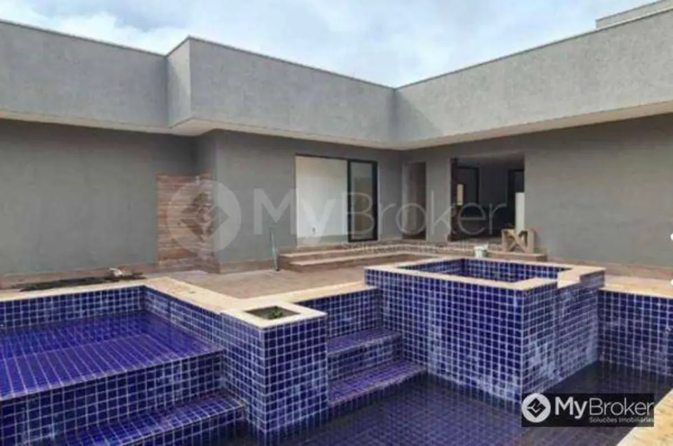 Casa de Condomínio com 4 quartos à venda, 1331m2 em Residencial Aldeia do Vale, Goiania - GO - imagem 4 Foto 4 de Casa de Condomínio com 4 quartos à venda, 1331m2 em Residencial Aldeia do Vale, Goiania - GO