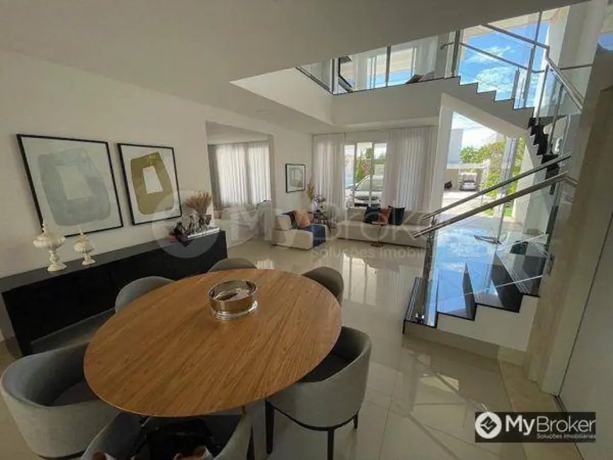 Sobrado com 4 quartos à venda, 648m2 em Jardins Paris, Goiania - GO - imagem 7 Foto 7 de Sobrado com 4 quartos à venda, 648m2 em Jardins Paris, Goiania - GO