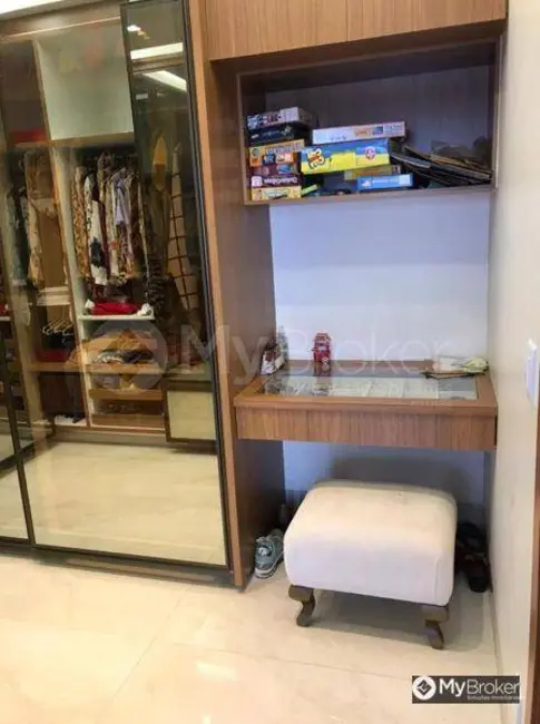 Foto 8 de Sobrado com 4 quartos à venda, 440m2 em Jardins Verona, Goiania - GO