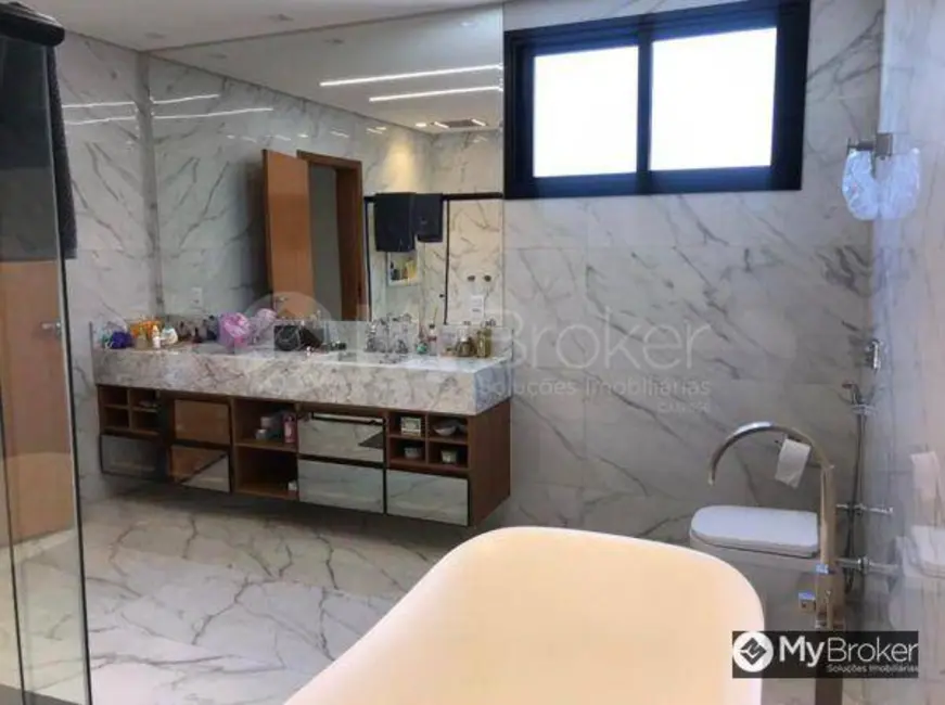 Foto 5 de Sobrado com 4 quartos à venda, 440m2 em Jardins Verona, Goiania - GO