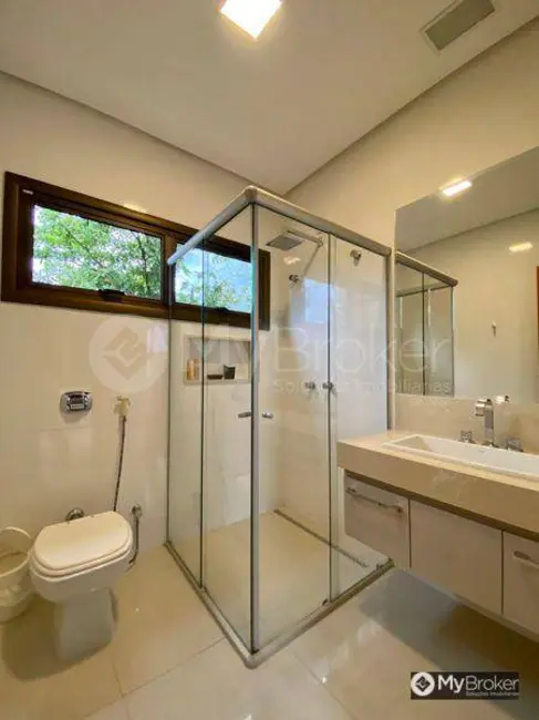 Foto 2 de Sobrado com 4 quartos à venda, 525m2 em Jardins Verona, Goiania - GO